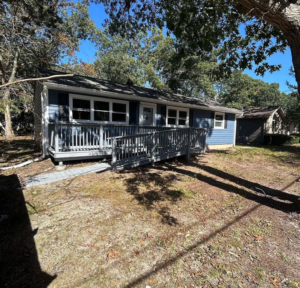 3 bed, $2,990 — Photo 2