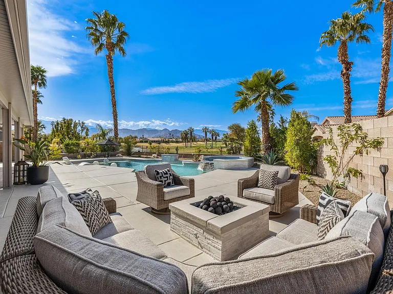 45163 Crystal Springs Dr — Photo 56