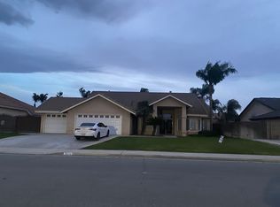 3609 Sycamore Creek Dr, Bakersfield, CA 93313