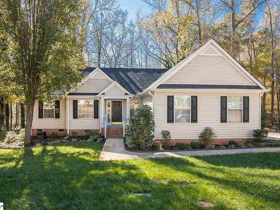 1st image of 25 Summer Glen Dr