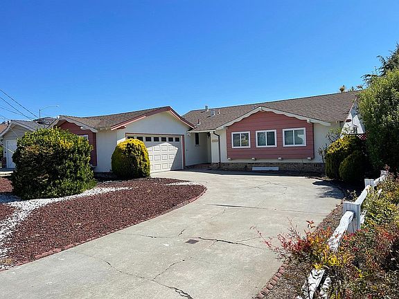 2nd image of 1011 Tahoe Dr