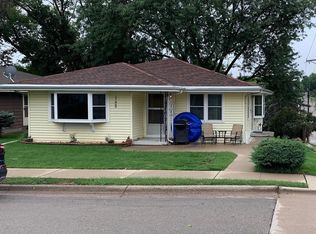 2770 Pennsylvania Ave, Dubuque, IA 52001
