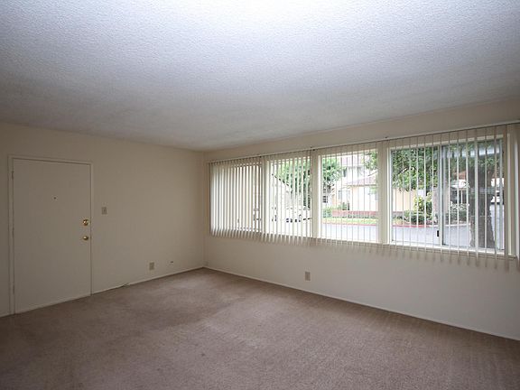 5th image of 245 W Colorado Blvd APT 21A