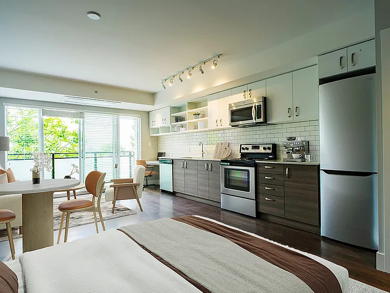 2525 Carnarvon St #312 — Photo 14
