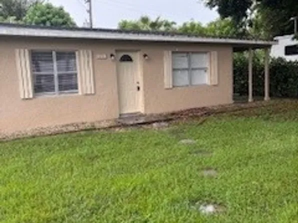 319 Montgomery Ave, Fort Myers, FL 33905