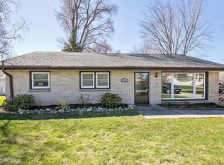4111 W Mary Ann Dr, Franklin, WI 53132