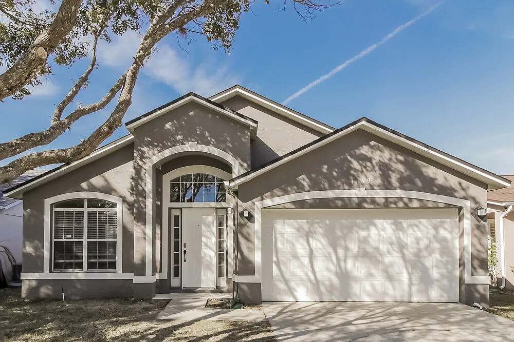 3 bed, 2.0 bath, 1770 sqft, $2,360 — Photo 1