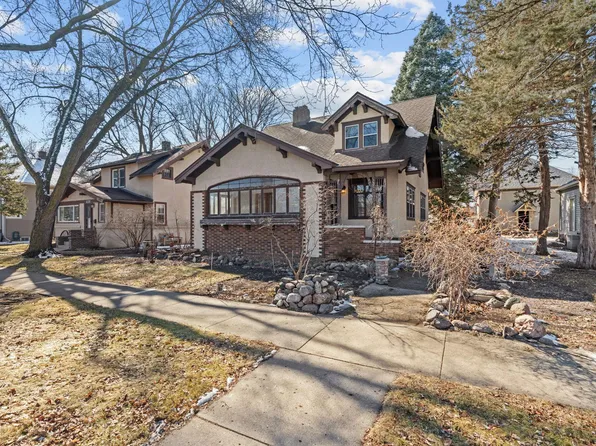 416 Hassan St SE, Hutchinson, MN 55350