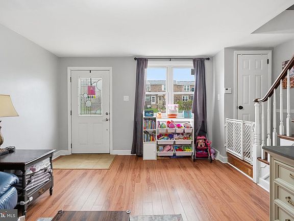 4th image of 312 Spruce St
