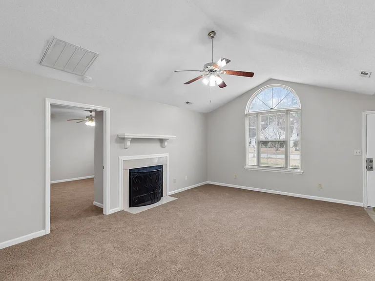 152 Settlers Cir — Photo 6