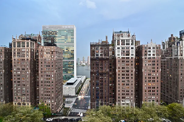 Rented by Compass | media 6