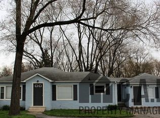 7549 Broadway, Merrillville, IN 46410