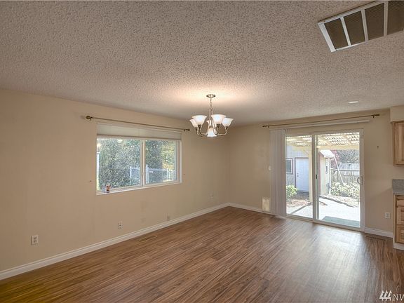 4th image of 6909 35th Ave SE