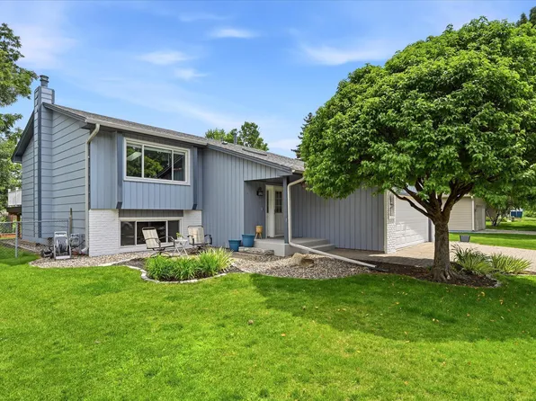 4230 Trenton Rd, Eagan, MN 55123