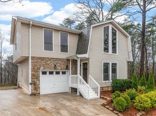 1918 Outwood Rd, Fultondale, AL 35068