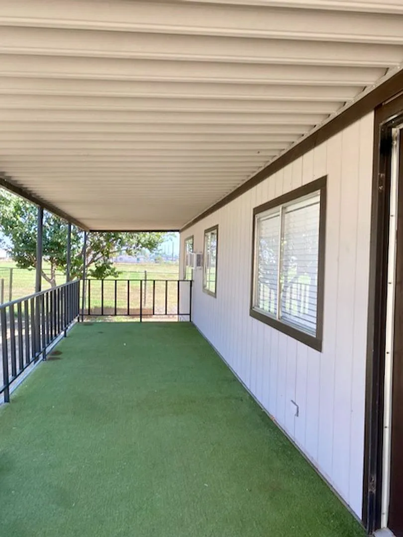 2 Bedroom, 2 Bathroom Mobile Home on Ranch in San Jacinto - Available Now! — Photo 3