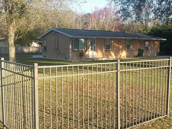 2nd image of 1403 Jack Calhoun Dr
