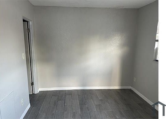1st image of 2169 Oakley Ave S