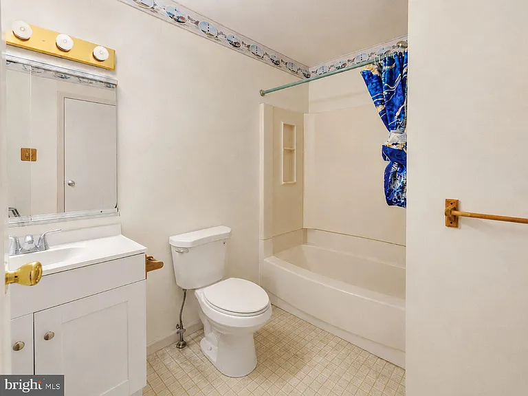 19 Summit Ct — Photo 12