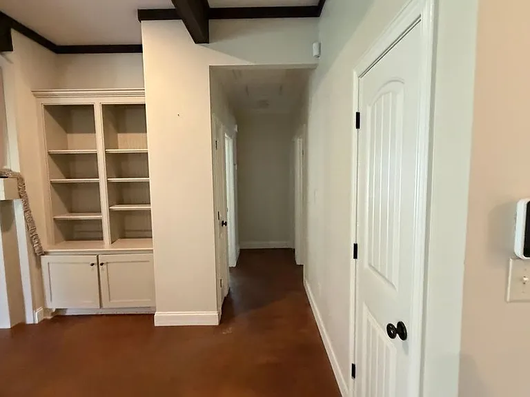 635 Walton Way Dr — Photo 22