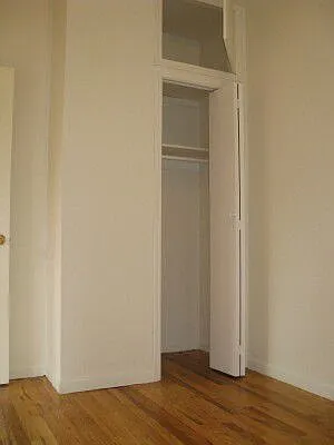 Rented by Tower Brokerage | media 19