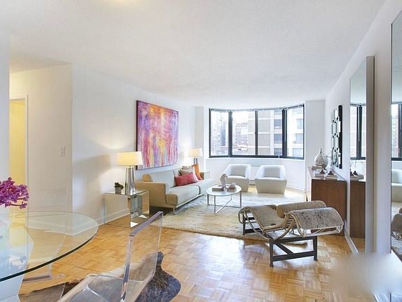 5th image of 221 E 94th St #5A