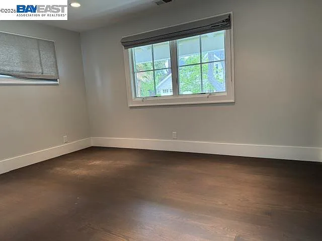 361 Claire Pl — Photo 16