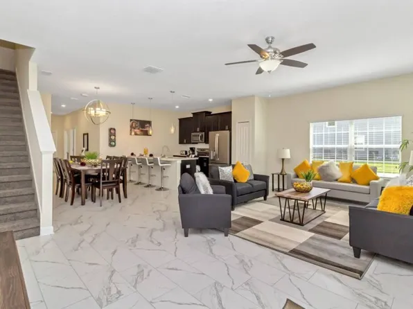 8920 Stinger Dr, Davenport, FL 33896