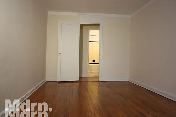 Rented by Mdrn Residential | media 21