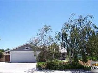 22458 Claremont Dr, Santa Clarita, CA 91350