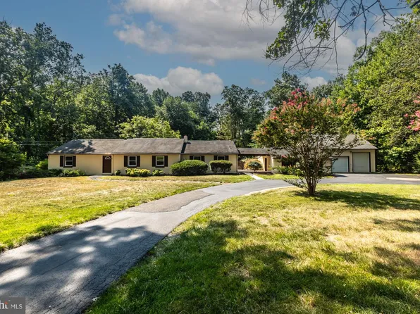 118 Oak Ln, Coatesville, PA 19320