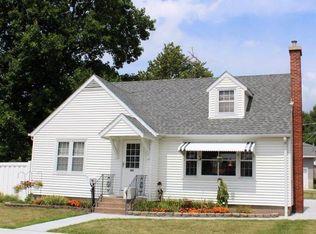 1113 13th Ave, Fulton, IL 61252