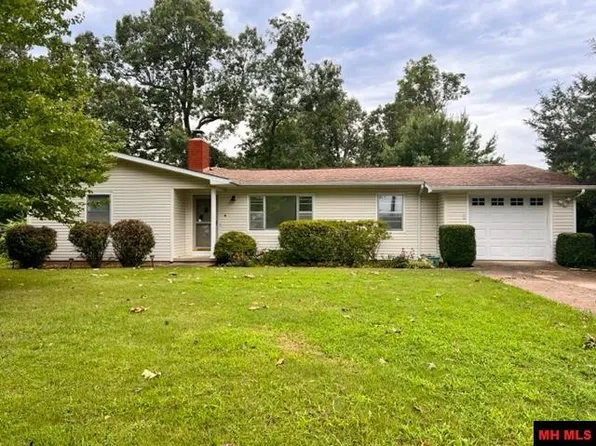 136 Wayne Dr, Lakeview, AR 72642