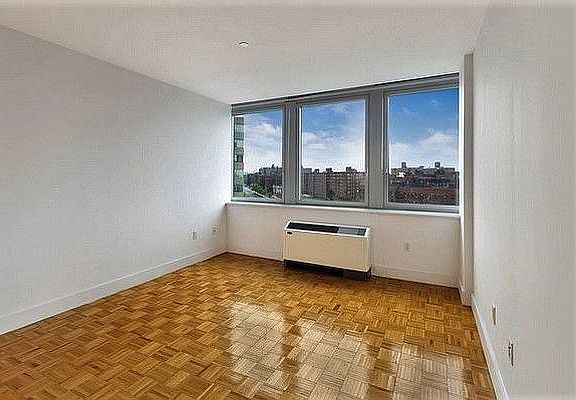 3rd image of 97-45 Queens Blvd #1009