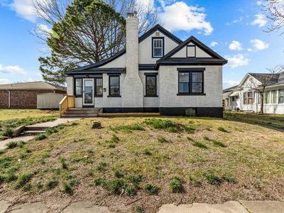 110 W Locust Street, Aurora, MO, 65605