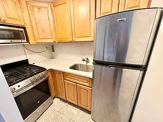 Rented by J PRESTON AND ASSOCIATES INC