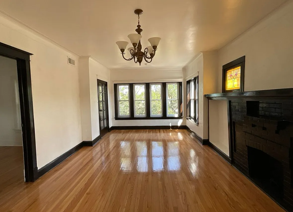 3 bed, 1400 sqft, $1,750 — Photo 1