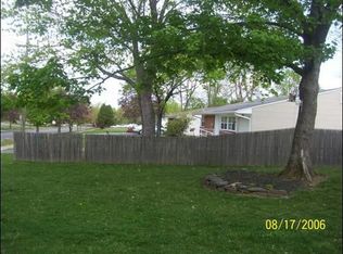 40 Constable Rd, Kendall Park, NJ 08824