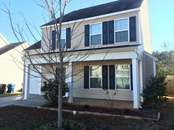 1012 Early Rise St, Raleigh, NC 27610
