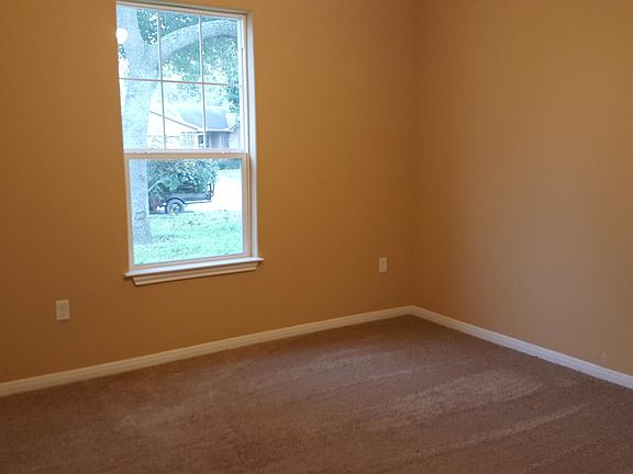 2nd image of 7514 Carver Ave