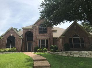 820 Stratford Dr, Southlake, TX 76092