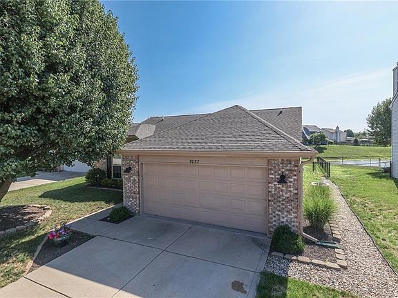 3rd image of 7037 Red Lake Ct