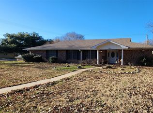 901 Hillandale St, Mexia, TX 76667