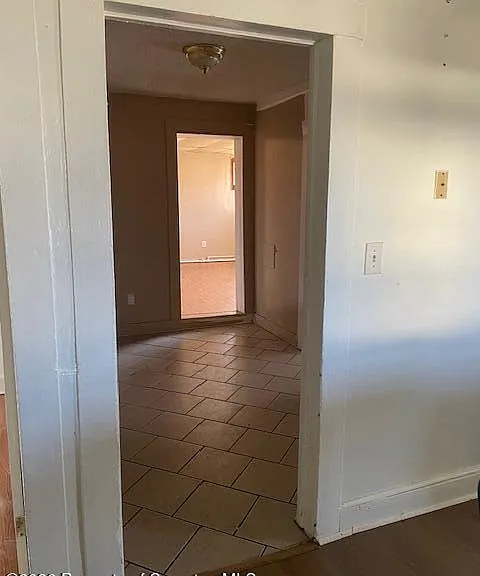 210 Crane St — Photo 5