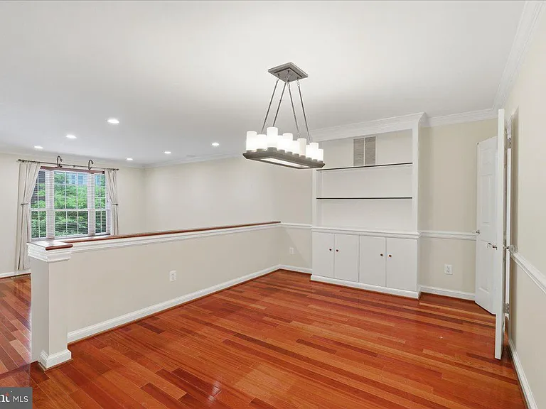 1433 McLean Mews Ct — Photo 13