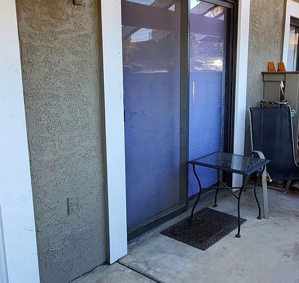1140 Sumner Pl #B — Photo 3