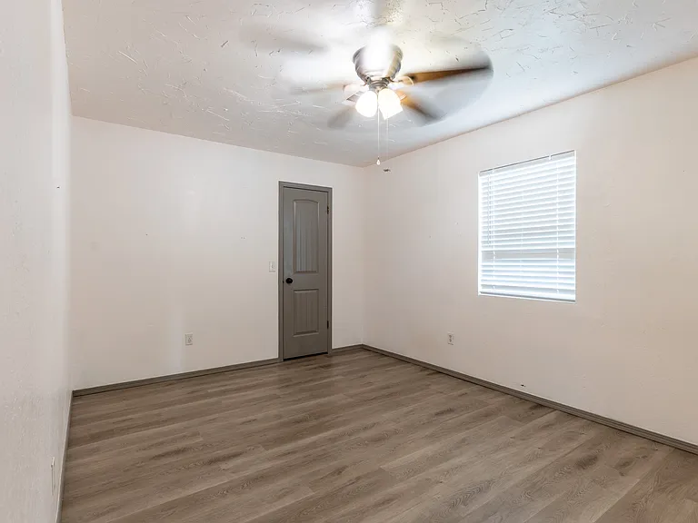 6824 Elk Canyon Rd — Photo 13