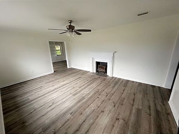 409 Peachtree St
