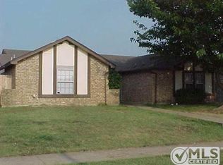 1449 Brook Meadow Cir, Lancaster, TX 75134