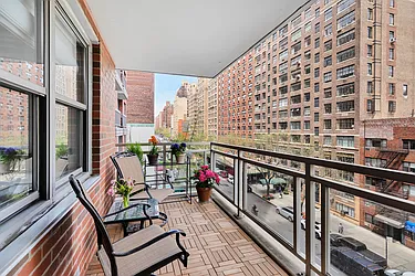 360 East 72nd Street, #A606